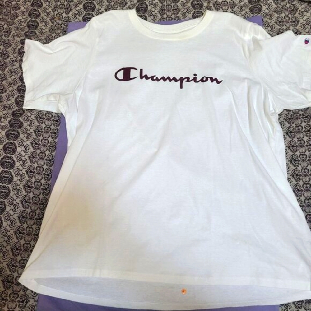 Champion White Workout T-shirt XXL. NWOT